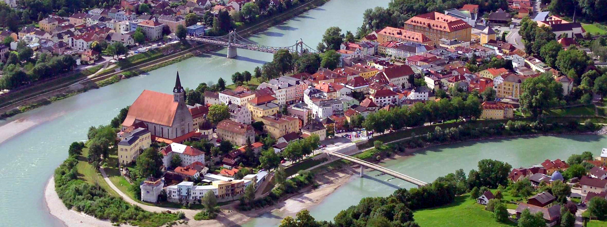 Luftaufnahme der Laufener Altstadt - © Foto Schröck, Oliver Freudenthaler